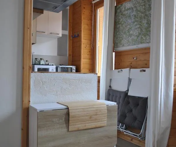 Appartement Virage 16 *